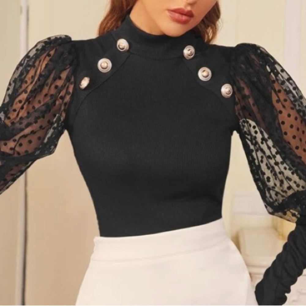 PRICE DROP 🆕 Black Puff Sleeve Top